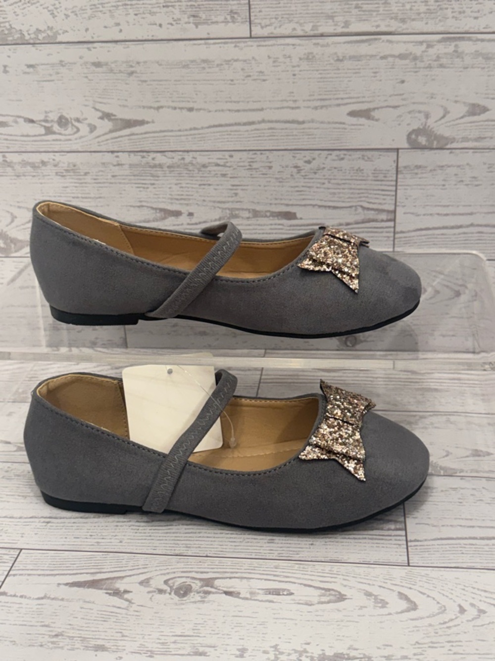 Girls' Gray Mary Jane Dress Shoes with Sparkling Bow